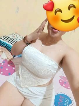 Soy de tez blanca, carismatica
