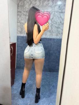 Bonita joven independiente de 19 añitos